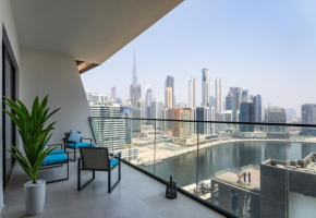 EasyGo - Binghatti Canal Burj Khalifa View 1 Bedroom